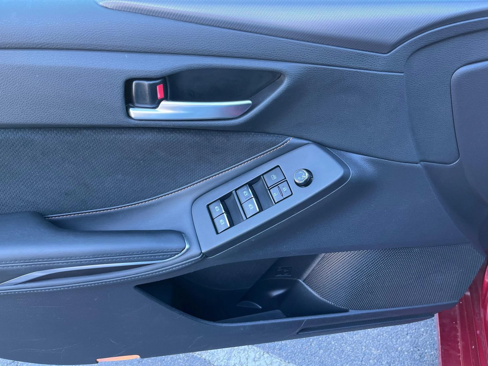 Used 2019 Toyota Avalon XSE FWD image 42