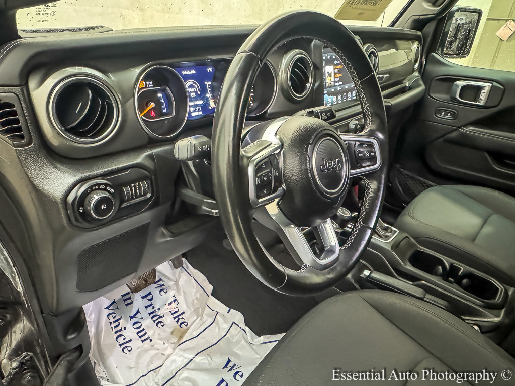Used 2022 Jeep Wrangler Unlimited Sahara w/ Safety Group AWD/4WD image 10