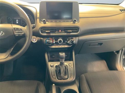Used 2022 Hyundai Kona SEL image 11