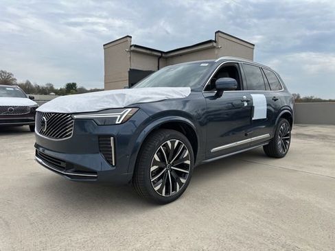 New 2026 Volvo XC90 B6 Plus image 3