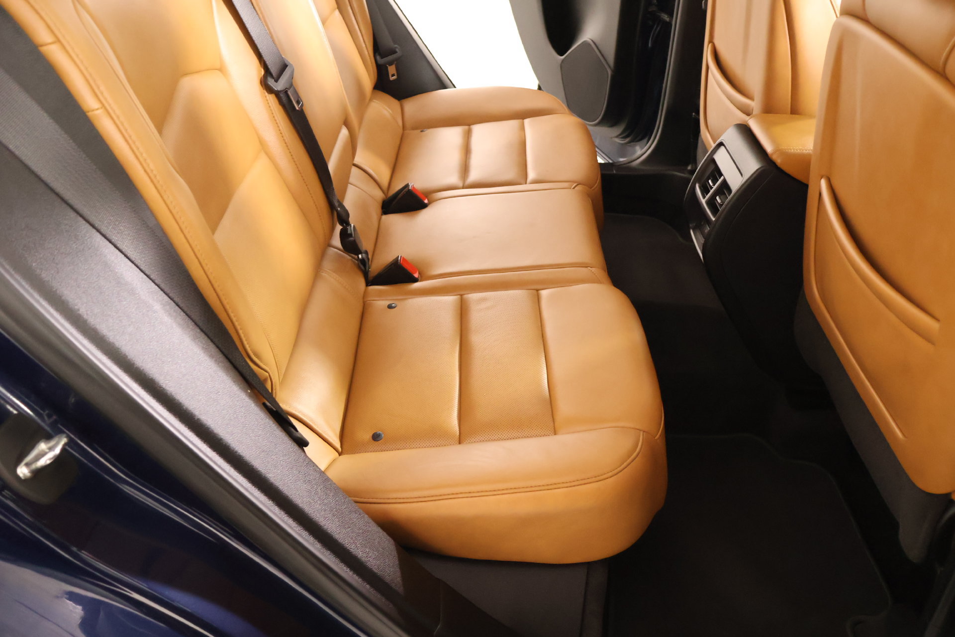 Used 2019 Cadillac XT4 Premium Luxury FWD image 14