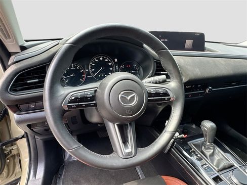 Used 2024 MAZDA CX-30 Carbon image 11