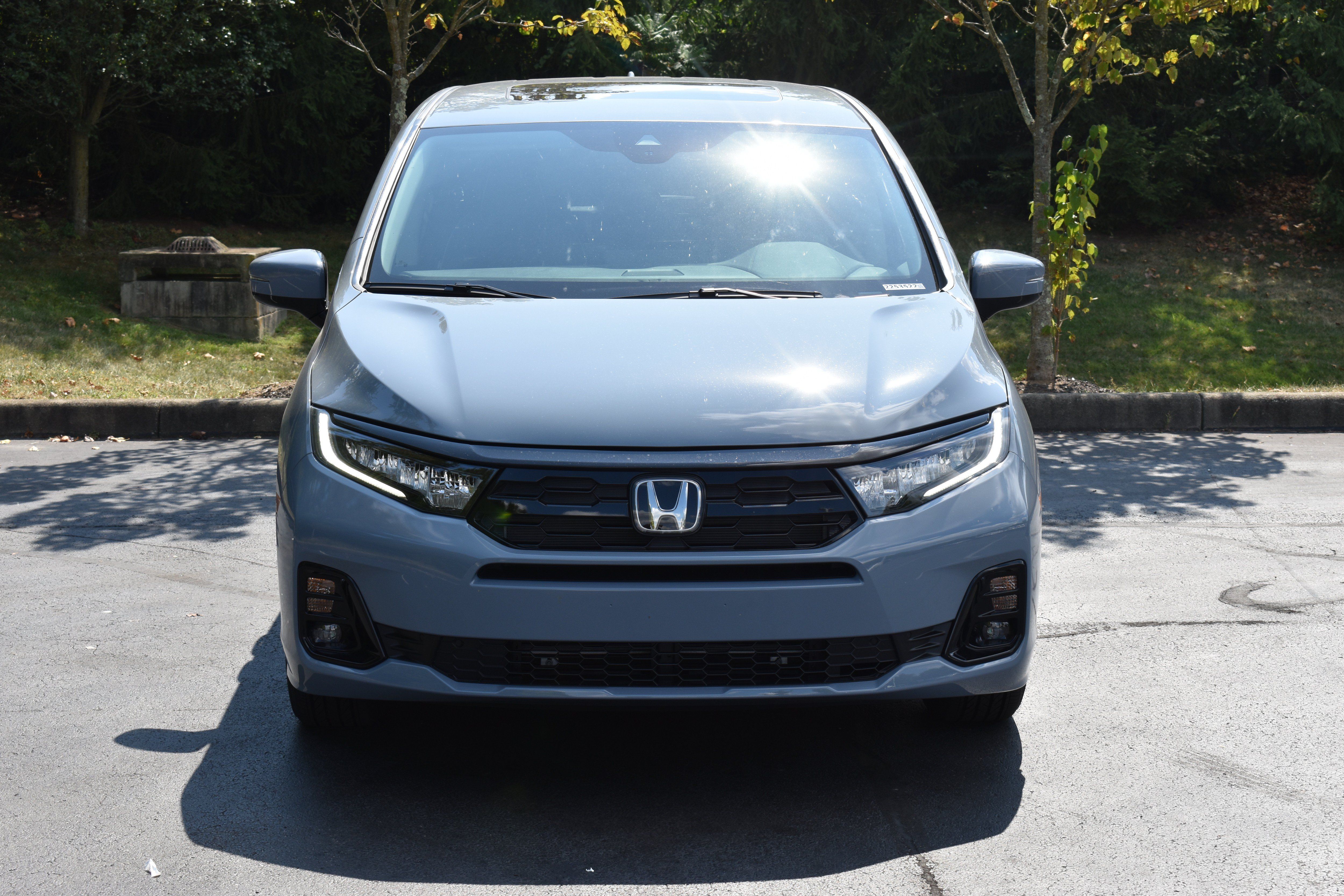 New 2027 Honda Odyssey Elite image 2