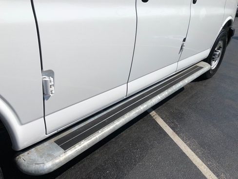 Used 2025 GMC Savana 2500 w/ Driver Convenience Package RWD image 14