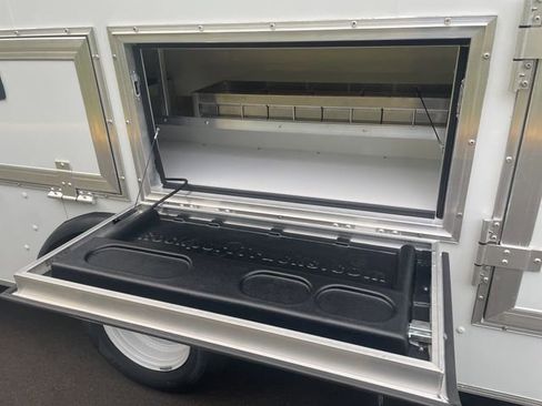 New 2026 Ford E-450 and Econoline 450 Super Duty w/ Power Equipment Group image 8