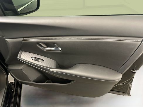 Used 2023 Nissan Sentra SV image 32