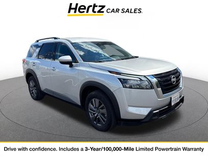 Used 2025 Nissan Pathfinder SV