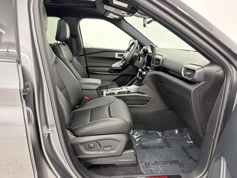 Used 2023 Ford Explorer ST w/ Equipment Group 401A AWD/4WD image 21
