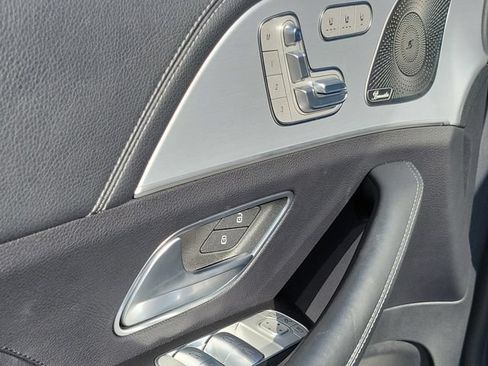 Used 2022 Mercedes-Benz GLS 450 4MATIC image 21