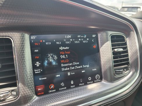 Used 2022 Dodge Charger SRT Hellcat w/ Harman/Kardon Audio Group RWD image 22