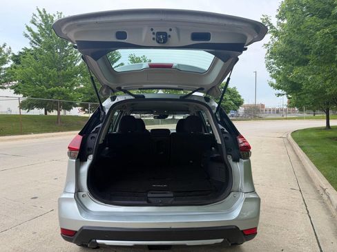 Used 2020 Nissan Rogue S AWD/4WD image 12