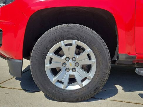 Used 2019 Chevrolet Colorado LT RWD image 6