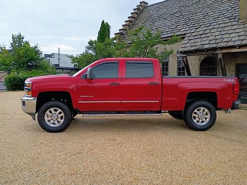 Used 2015 Chevrolet Silverado 2500 LT w/ Z71 Package, Off-Road AWD/4WD image 8