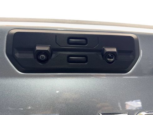 Used 2025 GMC Sierra 1500 AT4 w/ AT4 Premium Package AWD/4WD image 20