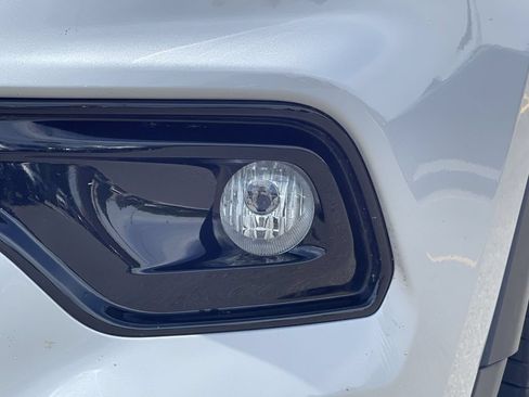 Used 2025 Jeep Compass Limited AWD/4WD image 18