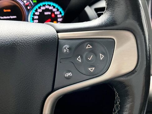 Used 2018 GMC Yukon XL Denali image 27