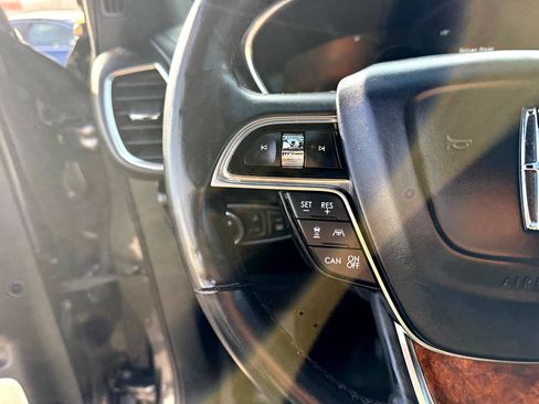 Used 2019 Lincoln Nautilus Reserve w/ Ultimate Package image 19