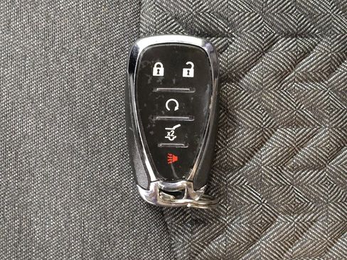 Used 2023 Chevrolet Equinox LT w/ Driver Convenience Package AWD/4WD image 32