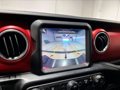 Used 2020 Jeep Gladiator Rubicon w/ Dual Top Group AWD/4WD image 27