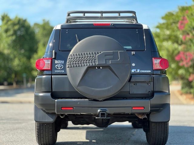Used 2010 Toyota FJ Cruiser 4WD w/ Upgrade Pkg 2 image 6