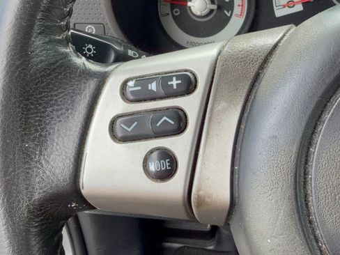 Used 2007 Toyota FJ Cruiser 2WD w/ Upgrade Pkg 2 image 18