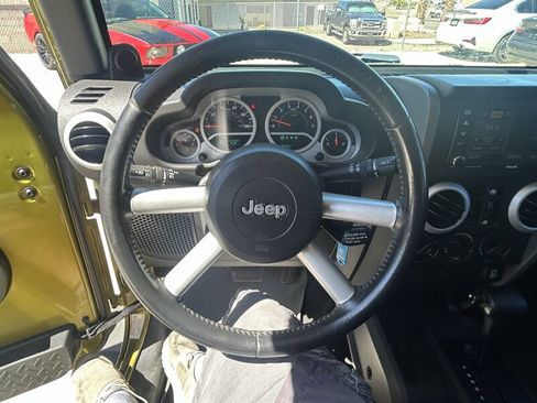 Used 2008 Jeep Wrangler Unlimited Sahara w/ Dual Top Group image 15