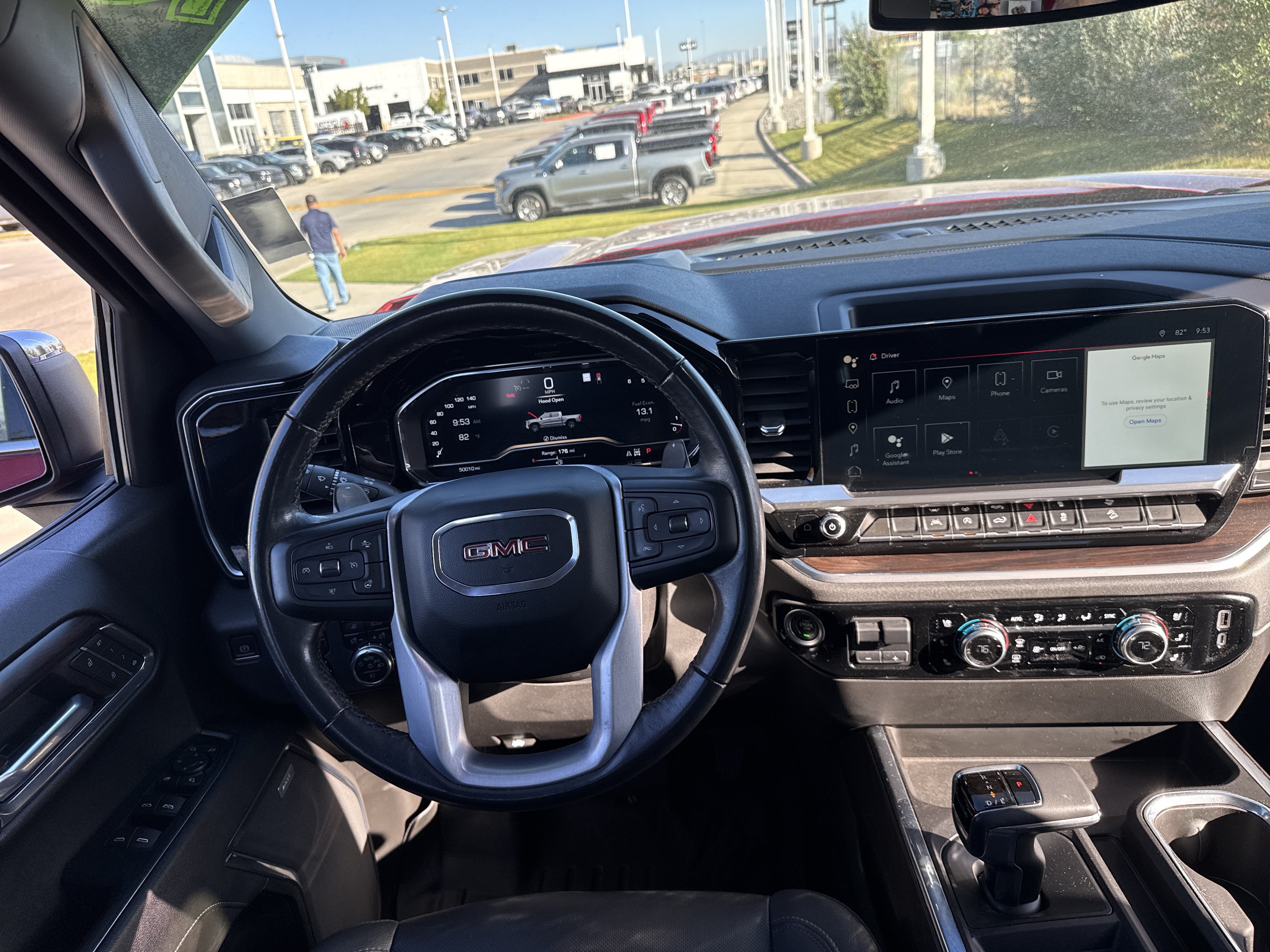 Used 2022 GMC Sierra 1500 SLT w/ SLT Convenience Package AWD/4WD image 17