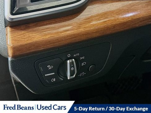 Used 2023 Audi Q5 2.0T Premium w/ Convenience Package image 11