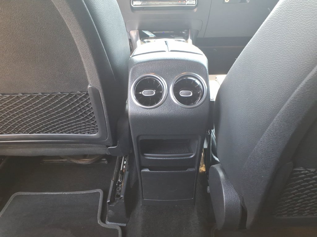 Used 2021 Mercedes-Benz GLB 250 image 29