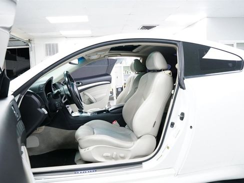 Used 2015 INFINITI Q60 Journey w/ Premium Package image 11