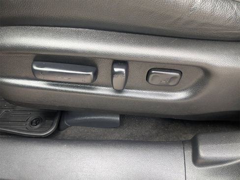 Used 2019 Honda Pilot Touring image 23