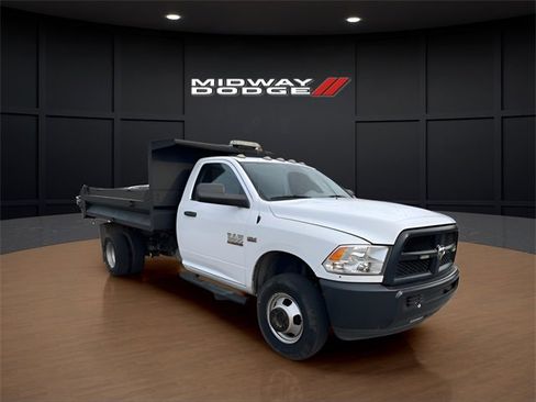 Used 2018 RAM 3500 Tradesman image 1