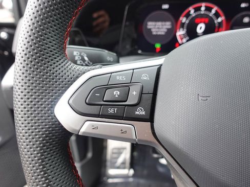 Certified 2025 Volkswagen GTI SE FWD image 13