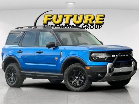 Certified 2025 Ford Bronco Sport Badlands w/ Sasquatch Badlands Package AWD/4WD image 1