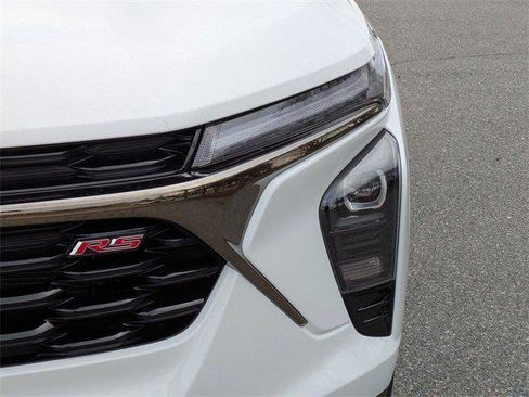 New 2026 Chevrolet Trax RS w/ Sunroof Package image 12