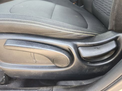 Used 2014 Kia Soul + image 15