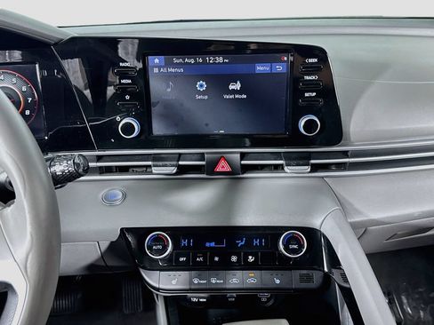 Used 2021 Hyundai Elantra SEL w/ Convenience Package FWD image 15