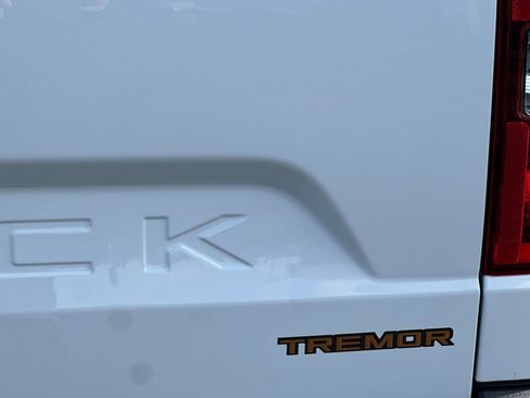 New 2026 Ford Maverick Tremor image 34