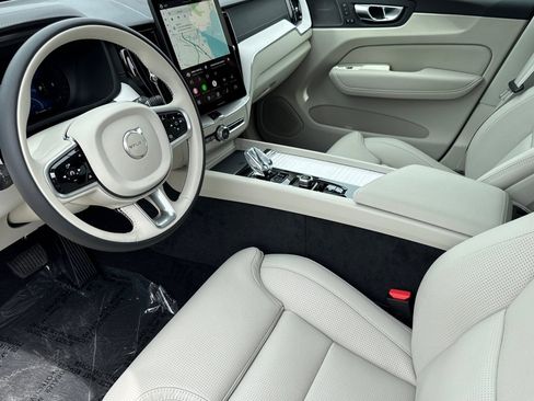 New 2026 Volvo XC60 B5 Ultra w/ Protection Package Premier image 13