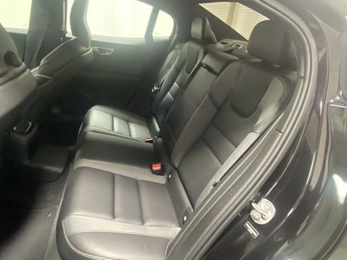 Used 2025 Volvo S60 T8 Ultra image 13