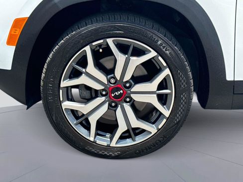 Used 2023 Kia Seltos SX AWD/4WD image 11