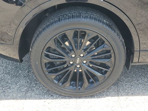 Used 2024 Lincoln Corsair Reserve w/ Equipment Group 201A AWD/4WD image 7