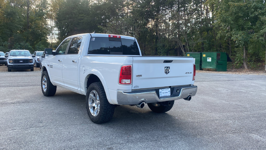 Used 2017 RAM 1500 Laramie w/ Convenience Group AWD/4WD image 7