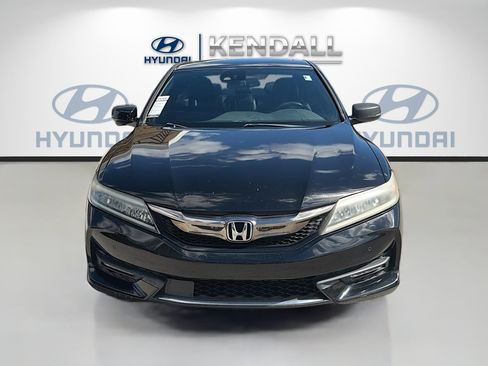 Used 2016 Honda Accord Touring image 2
