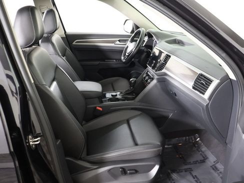 Used 2019 Volkswagen Atlas SEL AWD/4WD image 35