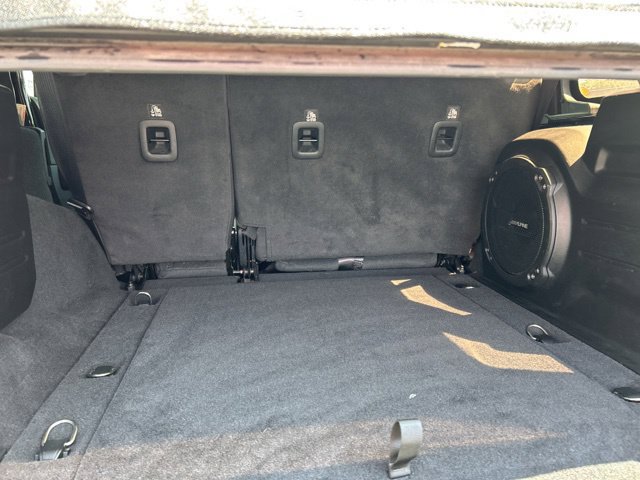 Used 2020 Jeep Wrangler Unlimited Sahara AWD/4WD image 11