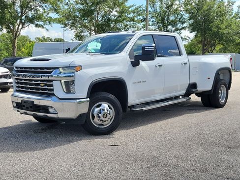 Used 2022 Chevrolet Silverado 3500 LTZ w/ LTZ Plus Package AWD/4WD image 33
