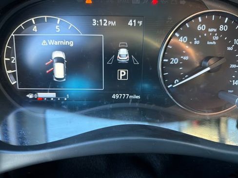 Used 2024 Nissan Kicks SR image 16