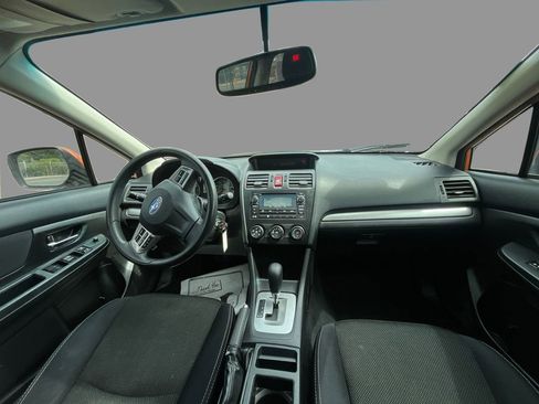 Used 2014 Subaru Crosstrek 2.0i Premium w/ Moonroof Package AWD/4WD image 9