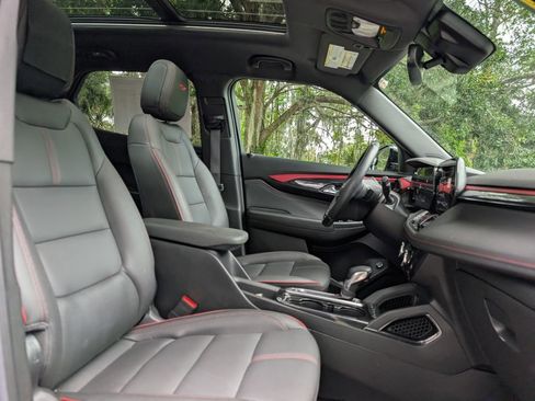 Used 2024 Chevrolet TrailBlazer RS w/ Convenience Package FWD image 18